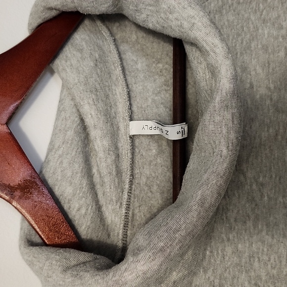 Z Supply grey soft oversized pullover sweater size S - Picture 2 of 4